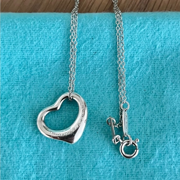 Tiffany & Co. Open Heart Pendant - Picture 4 of 6